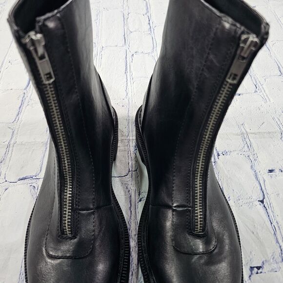 American Eagle Black Faux Leather Ankle Boots Booties Shoes Front Zip SZ 8.5 - Picture 2 of 12